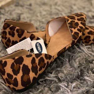 Cheetah print flats! NWT